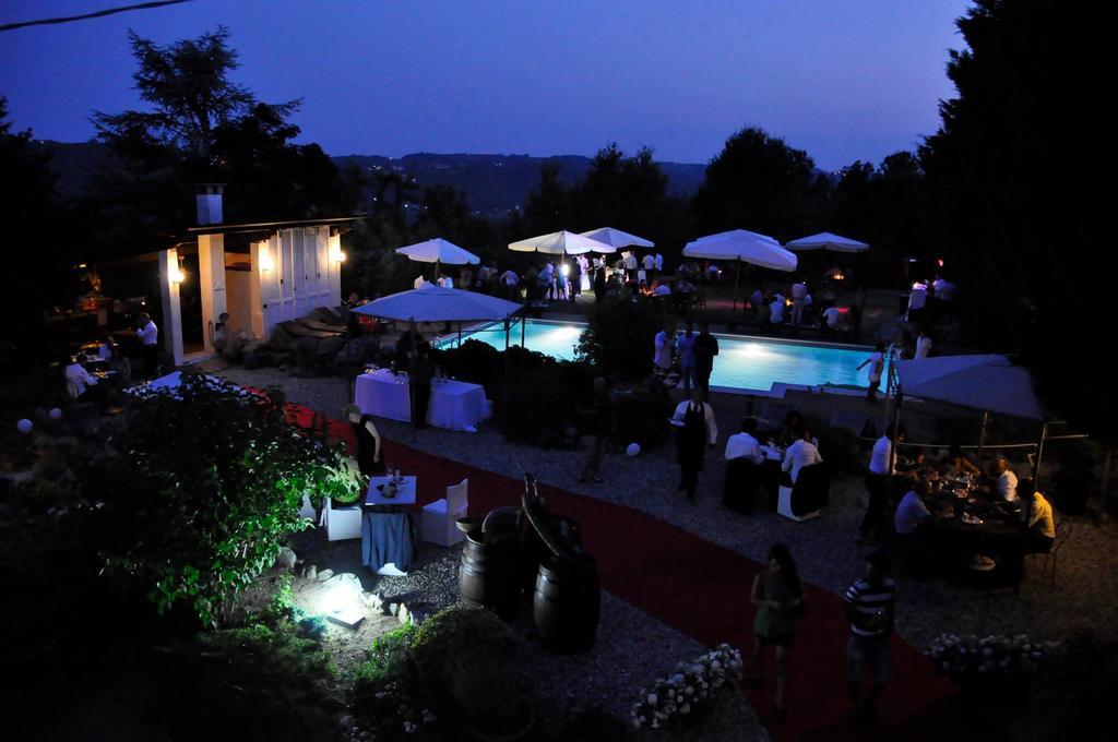 Cortiglione Premiata Osteria Dei Fiori Bed & Breakfast 部屋 写真