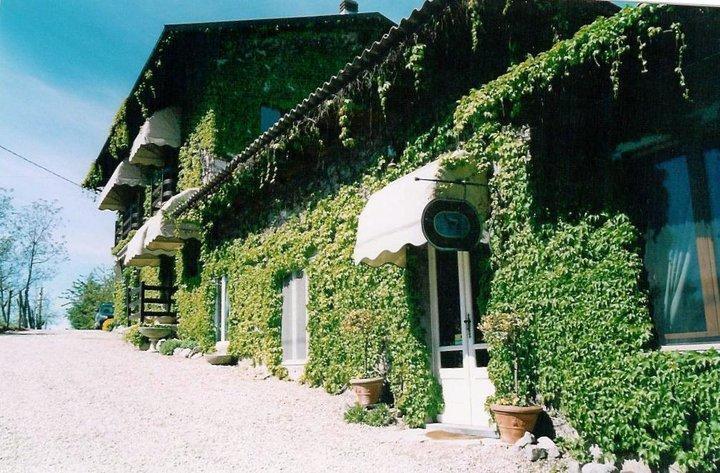 Cortiglione Premiata Osteria Dei Fiori Bed & Breakfast 部屋 写真